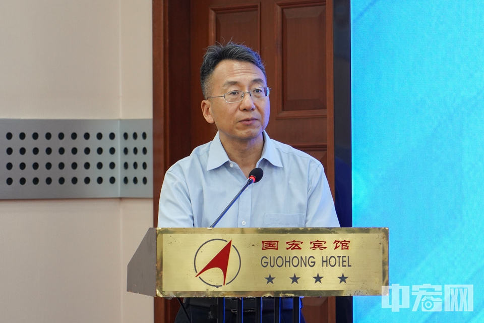 劉旭.jpg